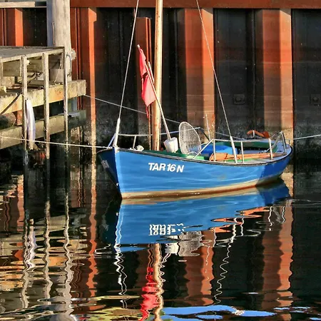 Baltischer Hof 52 *
